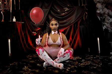 SkylerBloomm Halloween girl 😈 Pic 7