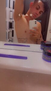 DanielSamyy so hot bby Pic