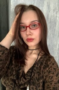 OliviaMoon_24 Public Pic 4