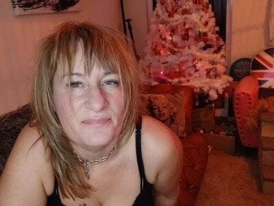 BettyDavisX Public Pic 2