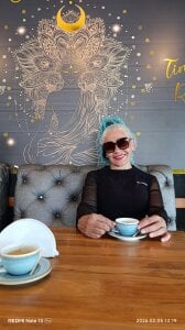 Stillness is the loudest prayer I know how to speak. 🕉️✨ de freyadevil333 Foto 3