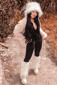 Sweet girl🖤 de MadissonPaytonn  4 Imagens