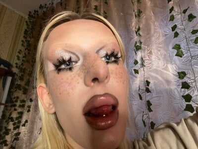 editorial babe od LexieWintour  3 snímek