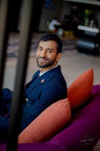 Toronto325: Me ( 3 фото)