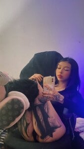 pettit_courtny Soft... bubble buttocks Pic 7