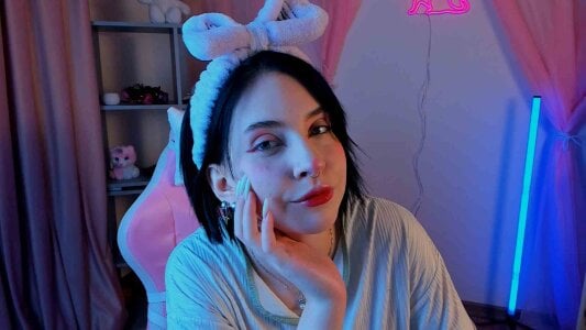 ElenaSomerhalder Public Pic 4