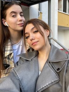 EarleneGoreham Charm Pic 3