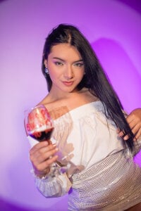 RoxanaBorns_ My birthday is coming, come with me! Come with me to spend an incredible day🎉🎂🎁✨❤️ Pic 7