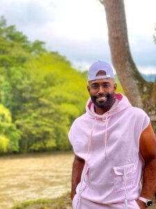 LOGAN_ADAMS27のPublicの 3枚の写真