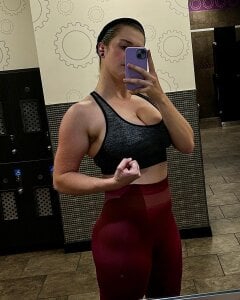 rosiebuddyのjust flexin! ❤️‍🔥の 4枚の写真