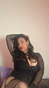 rosebigboobsのToday I'm dangerous... do you dare to stay?🥵😈🥵の 3枚の写真