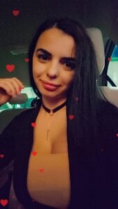 juliahayessxx in my car Foto 6