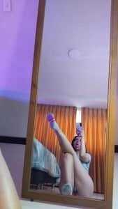 Catti_Brie sexy pics on the mirror Immagine  4