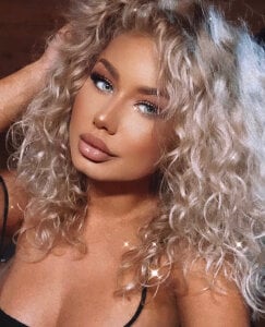 Julia_C Public Poză 9