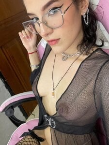 mia_doll__ Public Pic 3