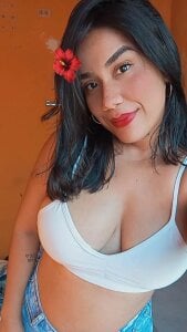 samira_aspen Public Pic 2