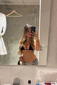 MillieMaee Public Pic 2