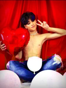 passionate de Leo_Glow  2 photos