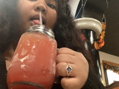 KittyLoroi Public Pic 7