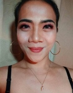 1PinayTsMarie Public Pic 3