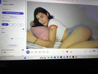 Zoe_Wolf Public Pic 5