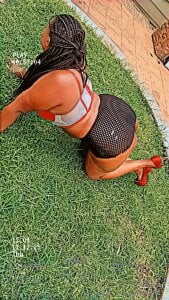 SexyAssQueenX Public Pic 5