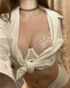 AngelenaCrittendon 🥵😍😍  3টি ছবি