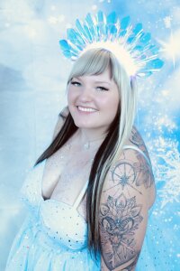 CurvyAngelina_Official Darf ich deine Prinzessin sein? :) Photo 2