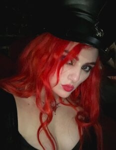 EsteriMoon_ Public Pic 2