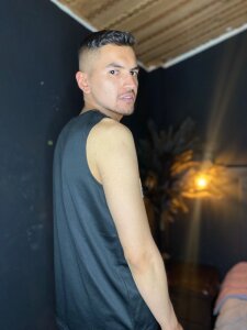 Noah__20 bad boy Pic 2