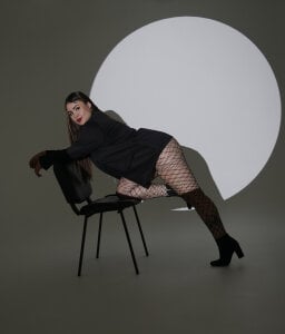 AdeleJhones Sexy and elegant Pic 3