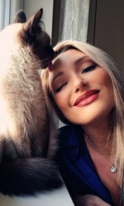 Blondie_Sasha Doll face 😊 Pic 9