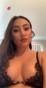 JessiBanks Public Pic 4