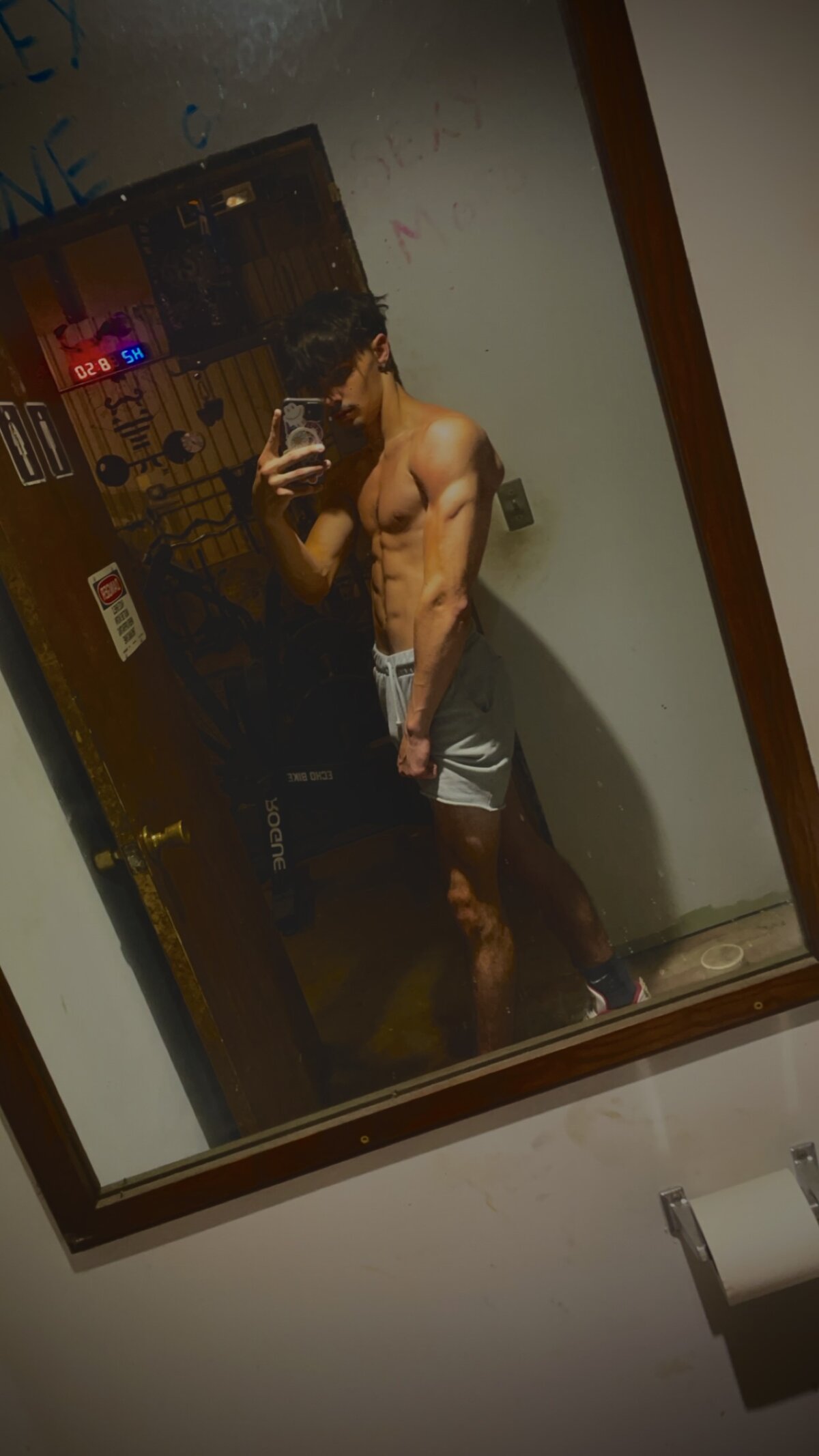 benriskey12 님의 트렌드 중인 사진  2560개