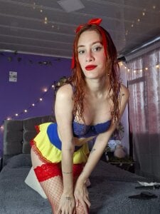 IsaBaileys_ un nain me cherche ? 🍎🍎🍎 Pic 9