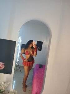 layla__smith Hi Foto