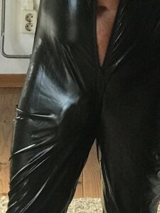 case2497のJust meの 2枚の写真