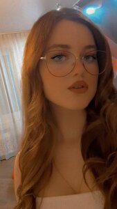 Caro1inaGrey Public 사진 5