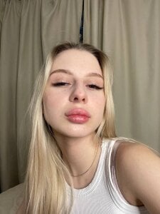 MonaChasey cutie Pic 5