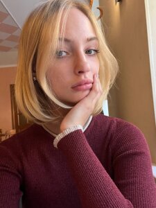 elly_Shine_ more of me Foto 2