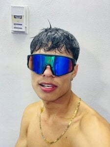 Naughty_hot01 Public 사진 4