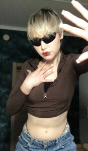 LinnDeep happy Pic 3