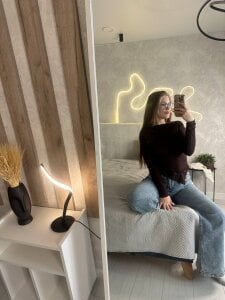 NicolaHulse Everyday Me รูป  4