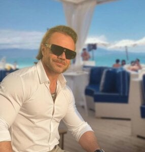 viktorandpenny Public Pic 5