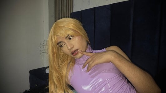 RegannTaylor love Pic 2