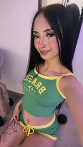 antonellariva_ Follow me! Gambar 2