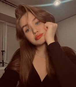 NecoleRemondini double trouble Pic 4