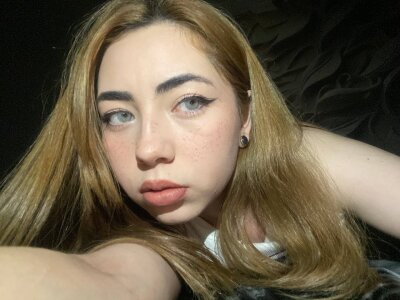 Evelinnight look at me Pic 4