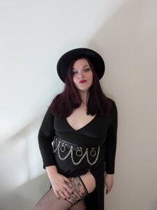 VixieVanderbilt Public Hình 3