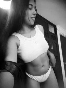 aly_nicols Sweet temptation😋😍 Pic 4